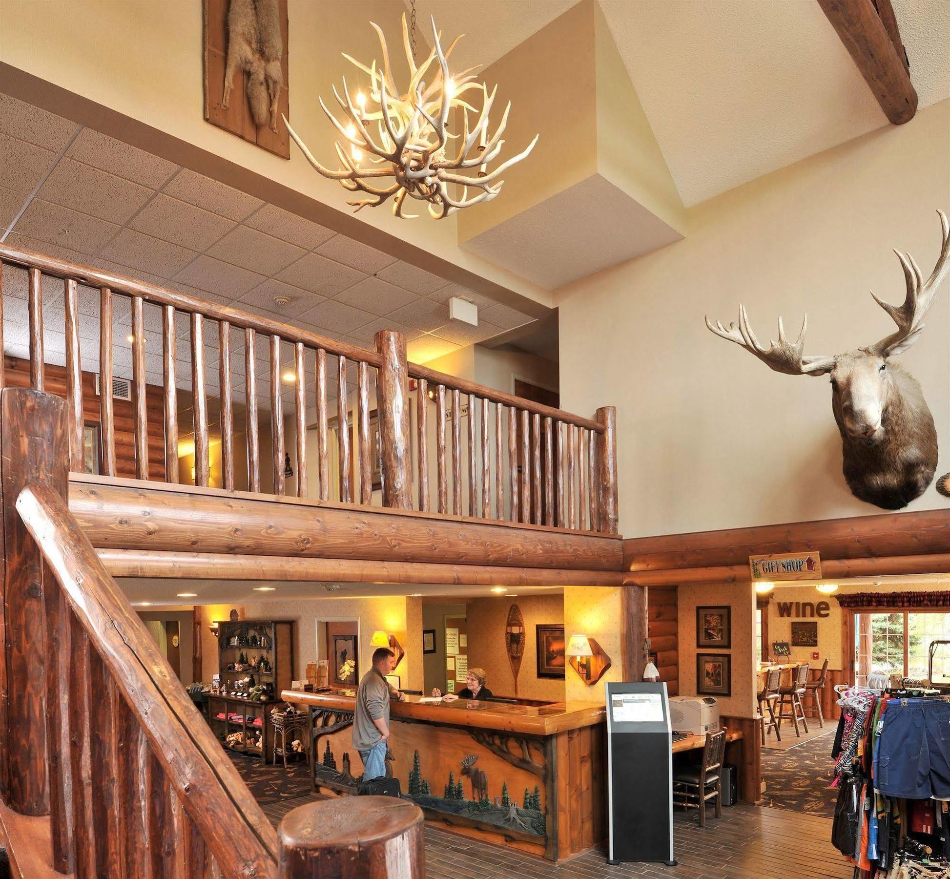 Cedar Creek Wausau - 2* Rothschild